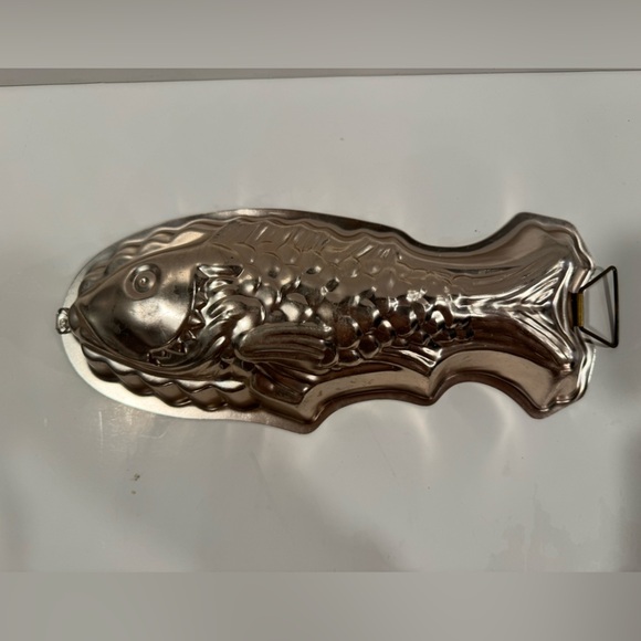 Vintage Old Dutch Copper Fish Jello Mold Large 13” - Picture 1 of 9